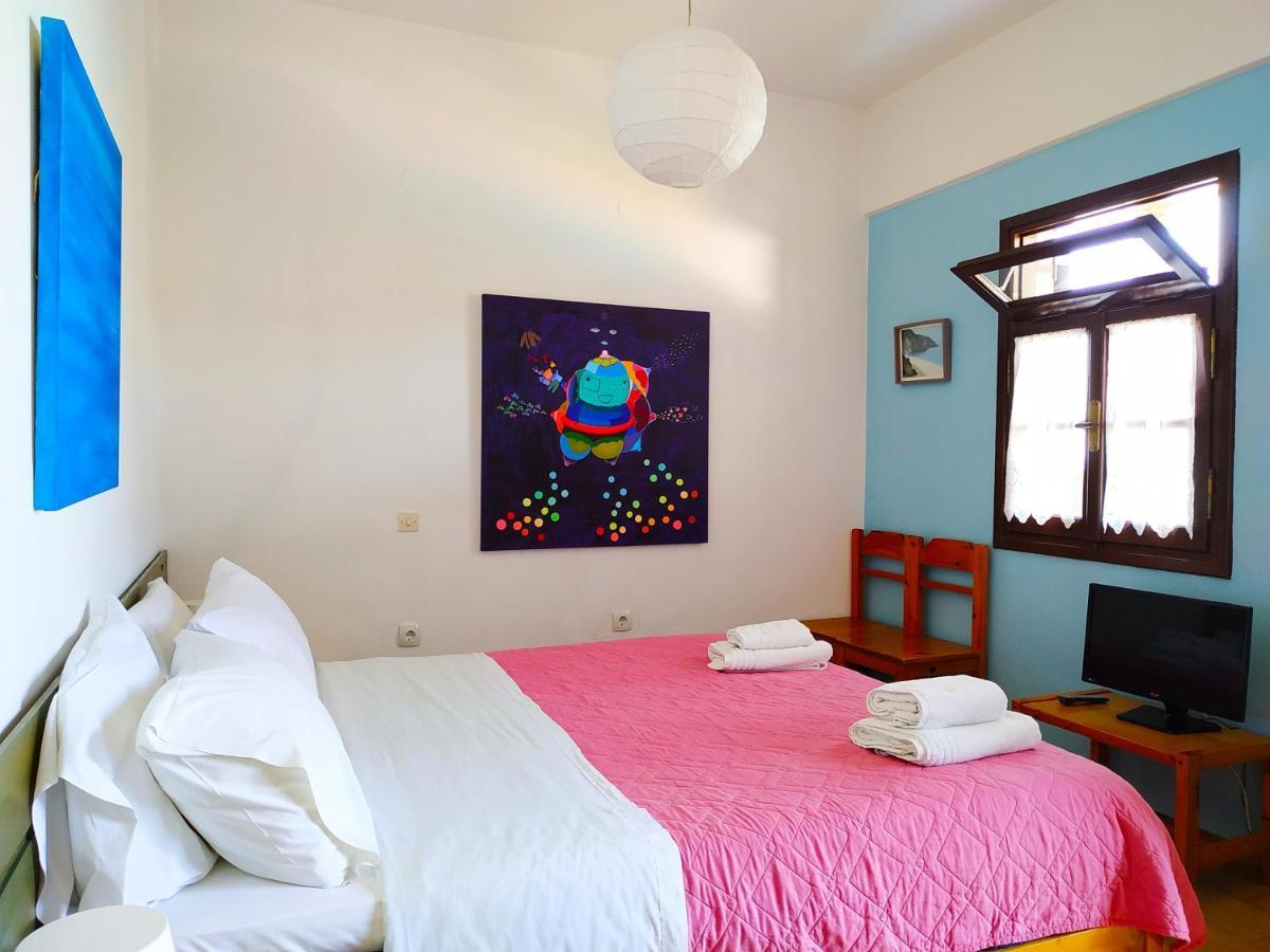 Fetsis Apartments อาโยส นิกีตัส ภายนอก รูปภาพ