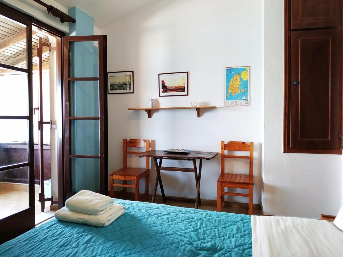 Fetsis Apartments อาโยส นิกีตัส ภายนอก รูปภาพ