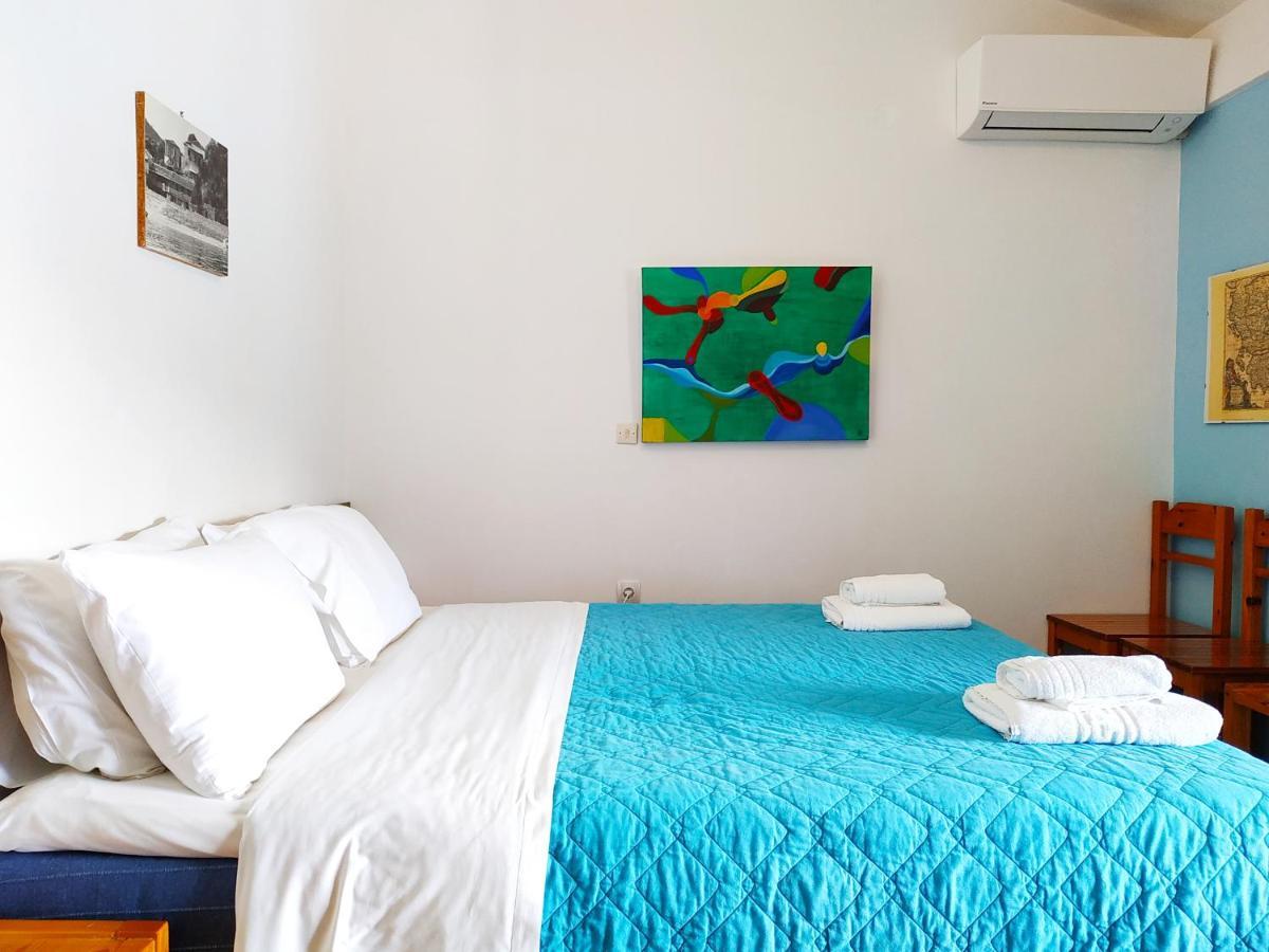 Fetsis Apartments อาโยส นิกีตัส ภายนอก รูปภาพ