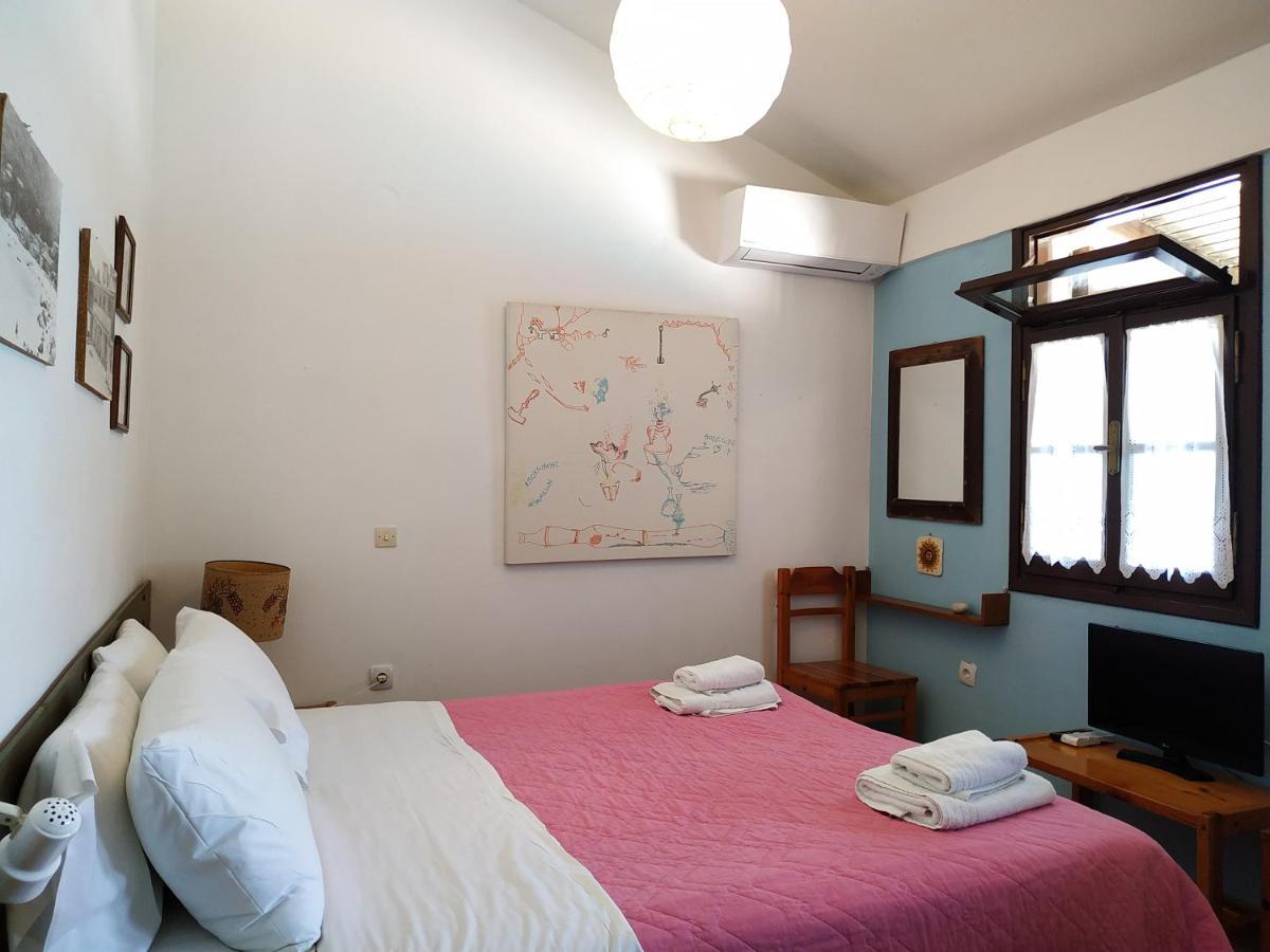 Fetsis Apartments อาโยส นิกีตัส ภายนอก รูปภาพ