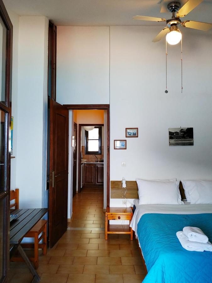 Fetsis Apartments อาโยส นิกีตัส ภายนอก รูปภาพ